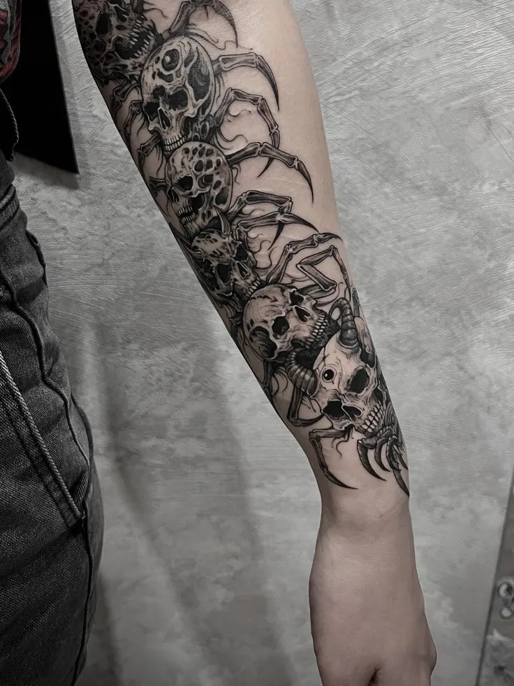 Linework Tattoo 113 1