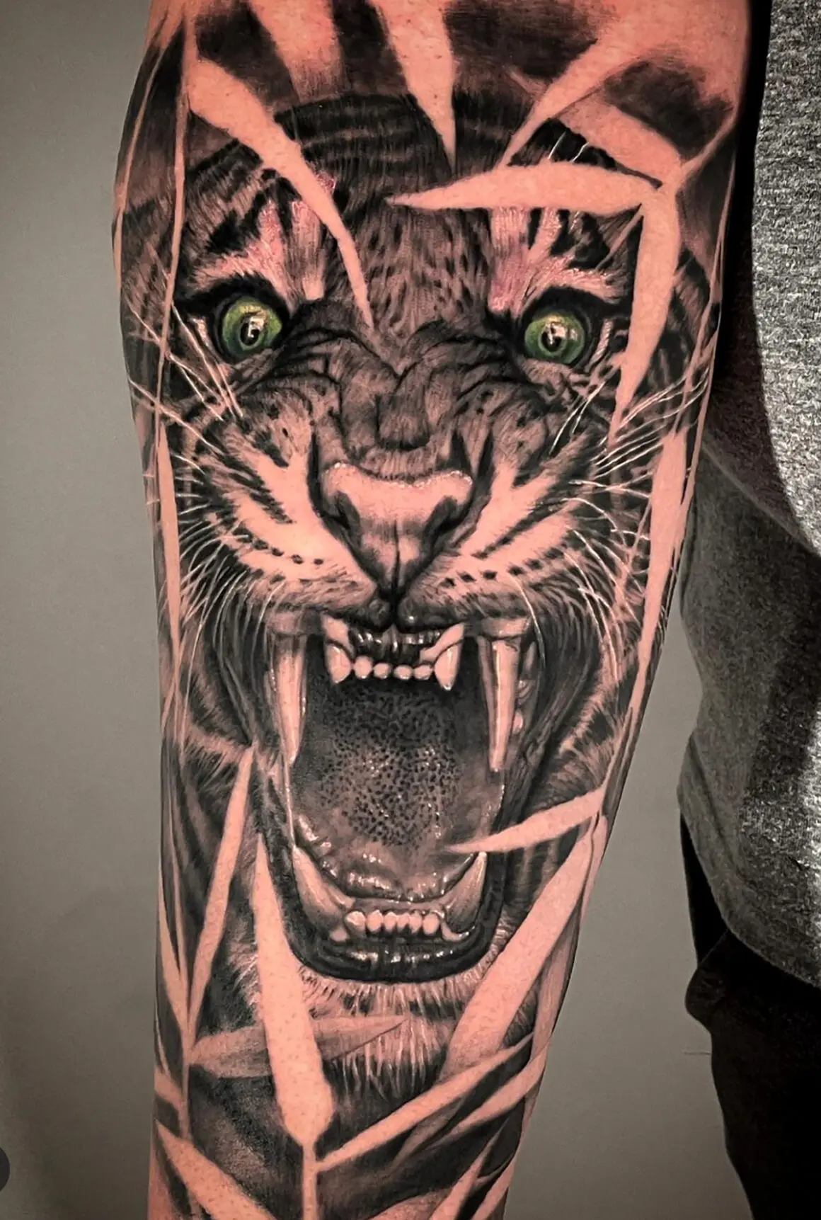Tattoo by Brian 'Kasper' Malecki, @kasperio