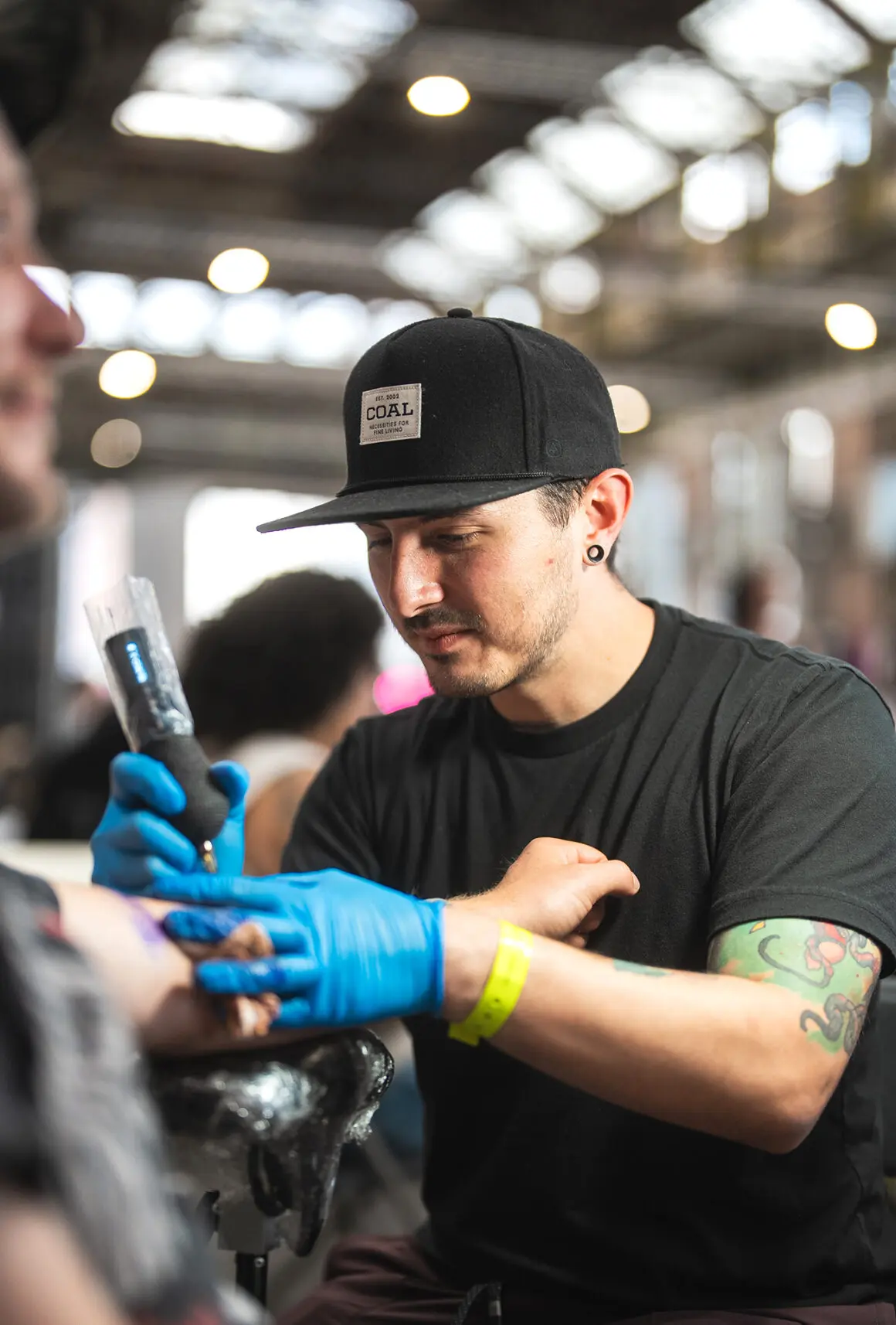 Danny Elliott, a new adventure in the presence of ‘Realistic Avant-garde’