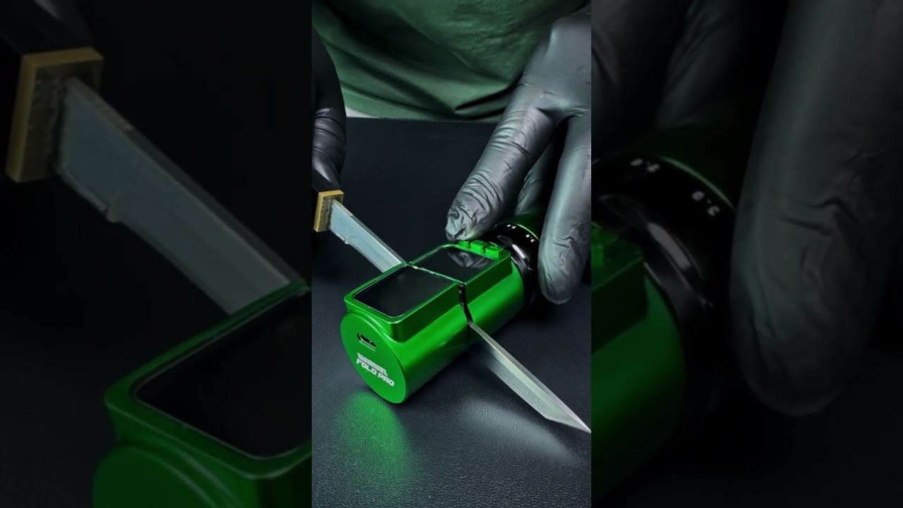 Let’s cut open #Dragonhawk Fold Pro Year of the Snake #tattoomachine